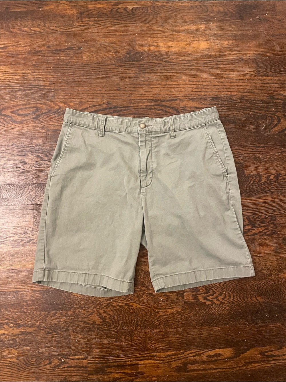 Nautica men’s olive green khaki shorts